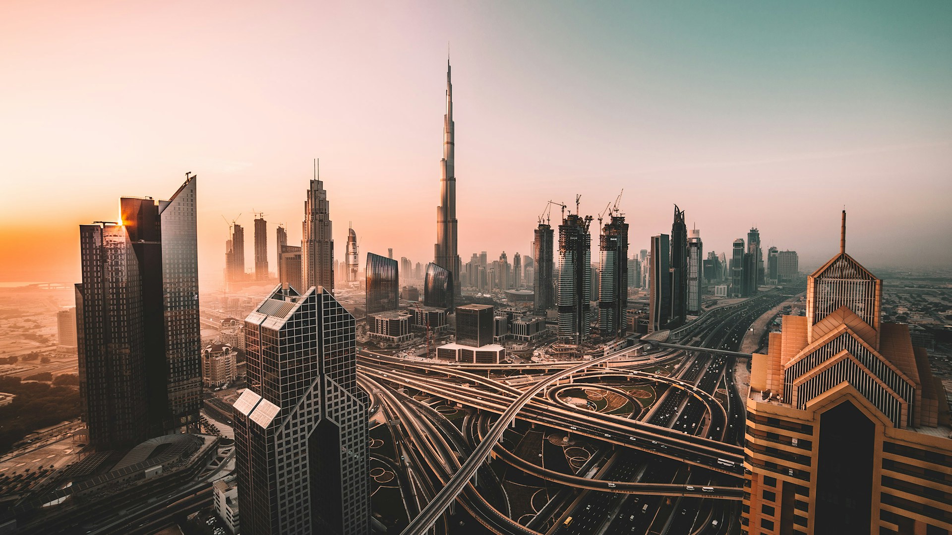 اكتشف دبي الساحرة
